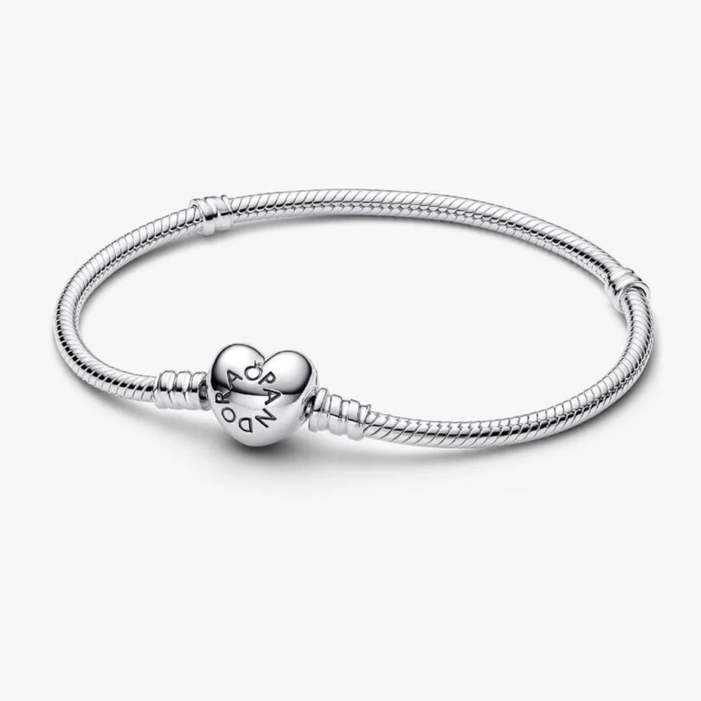 Pandora Moments Heart Snake Chain Bracelet
